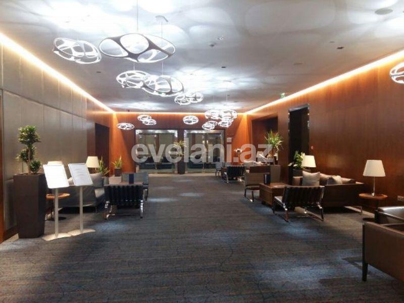 Kirayə verilir, yeni tikili, 3 otaqlı, 120 m², Səbail r.