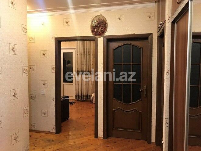 Satılır, köhnə tikili, 4 otaqlı, 120 m², Bakı, Binəqədi r, Azadlıq prospekti m.