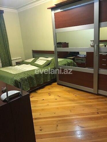 Satılır, köhnə tikili, 4 otaqlı, 120 m², Bakı, Binəqədi r, Azadlıq prospekti m.