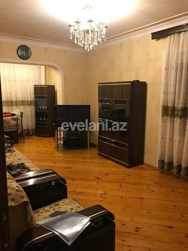 Satılır, köhnə tikili, 4 otaqlı, 120 m², Bakı, Binəqədi r, Azadlıq prospekti m.