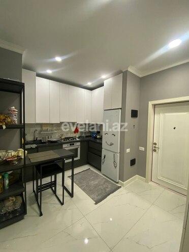 Satılır, yeni tikili, 2 otaqlı, 70 m², Azadlıq prospekti m.