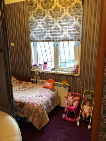 Satılır, köhnə tikili, 2 otaqlı, 45 m², Bakı, Binəqədi r, Nəsimi m.