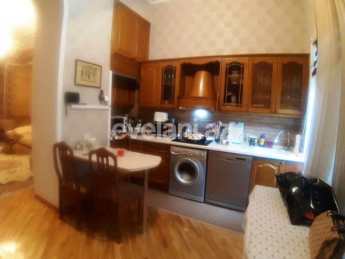 Продаётся, вторичка, 3-комнаты, 100 m², Баку, Сабаильский r, Сахил m.