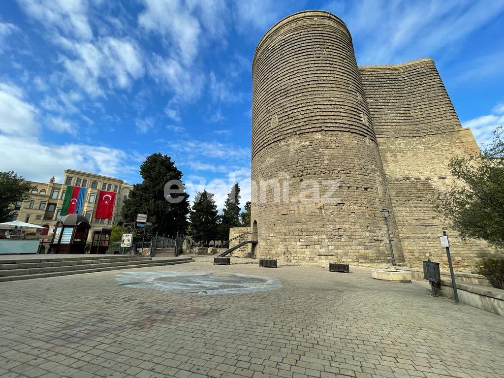 Продаётся, вторичка, 3-комнаты, 75 m², Ичери Шехер m.