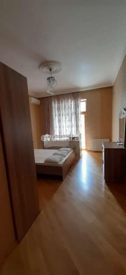 Kirayə verilir, yeni tikili, 4 otaqlı, 145 m², Bakı, Xətai r.