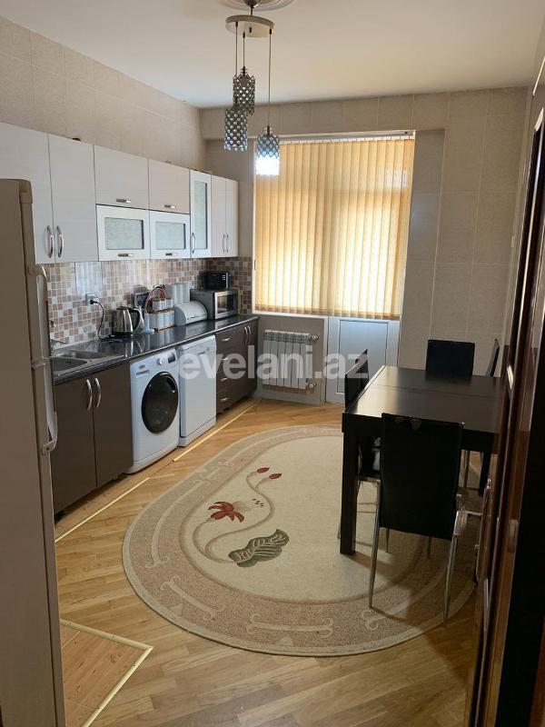 Satılır, yeni tikili, 4 otaqlı, 131 m², Bakı, Yasamal r, Yeni Yasamal q.