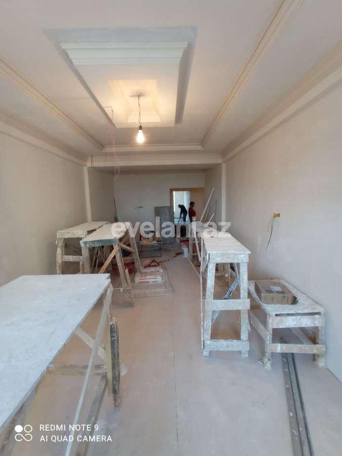 Satılır, yeni tikili, 3 otaqlı, 170 m², İnşaatçılar m.