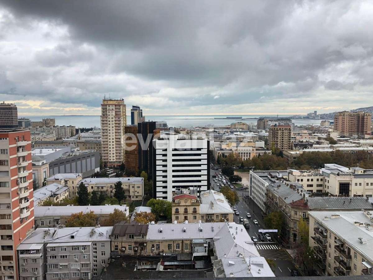 Продаётся, новостройка, 5-комнаты, 250 m², 28 мая m.