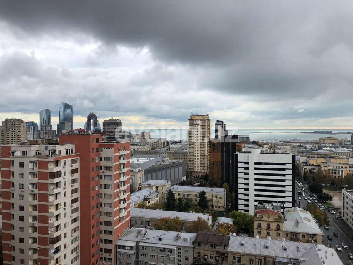 Продаётся, новостройка, 5-комнаты, 250 m², 28 мая m.