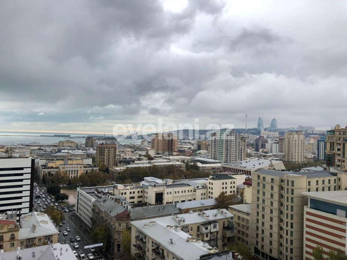 Продаётся, новостройка, 5-комнаты, 250 m², 28 мая m.