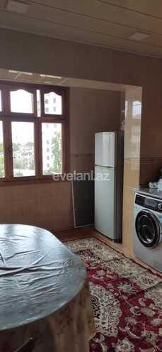 Satılır, köhnə tikili, 3 otaqlı, 80 m², Azadlıq prospekti m.