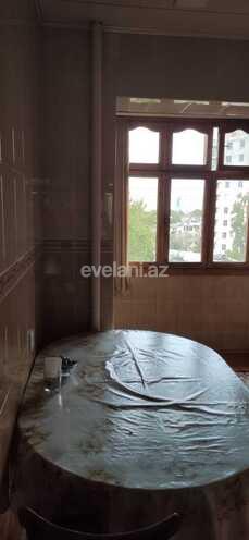 Satılır, köhnə tikili, 3 otaqlı, 80 m², Azadlıq prospekti m.