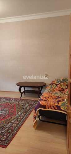 Satılır, köhnə tikili, 3 otaqlı, 80 m², Azadlıq prospekti m.