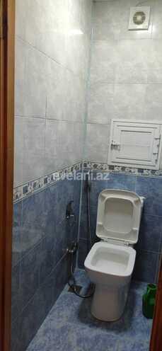 Satılır, köhnə tikili, 3 otaqlı, 80 m², Azadlıq prospekti m.