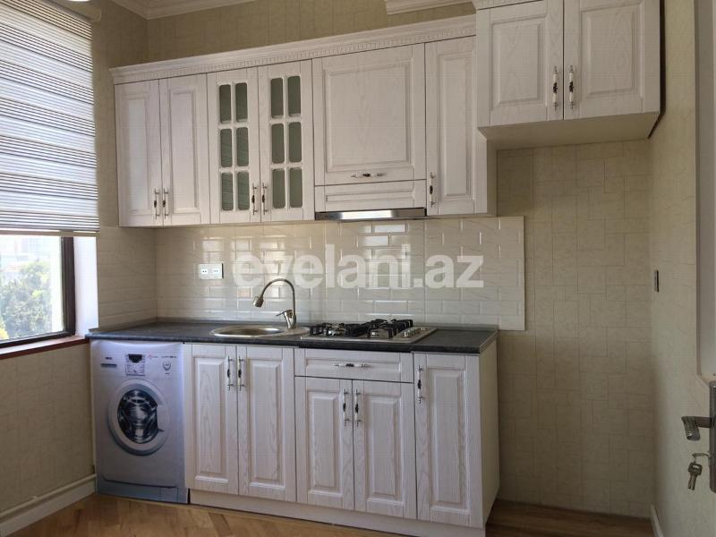 Satılır, yeni tikili, 3 otaqlı, 105 m², 3-cü mikrorayon q.