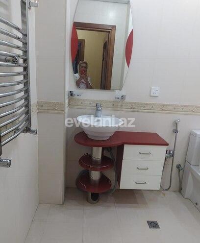 Satılır, yeni tikili, 4 otaqlı, 200 m², Bakı, Yasamal r, Yasamal q, İnşaatçılar m.