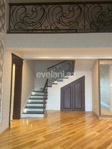 Sale, old building, 4 room, 200 m², Azadlig prospekti m.