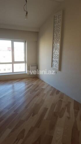 Sale, old building, 4 room, 200 m², Azadlig prospekti m.