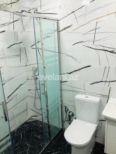 Sale, old building, 4 room, 200 m², Azadlig prospekti m.