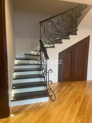 Sale, old building, 4 room, 200 m², Azadlig prospekti m.