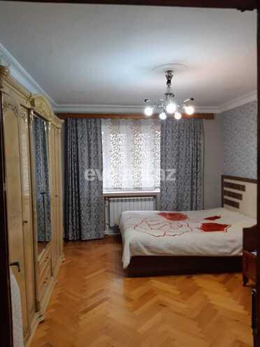 Sale, old building, 3 room, 90 m², Baku, Yasamal r, Yasamal d, Elmlar Akademiyası m.