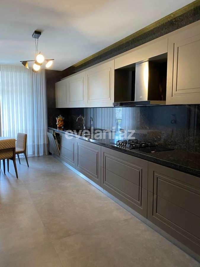 Продаётся, новостройка, 4-комнаты, 255 m², Элмляр Академиясы m.