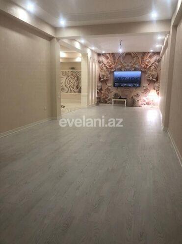 Продаётся, новостройка, 3-комнаты, 182 m², Низами m.