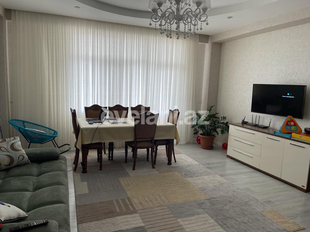 Satılır, yeni tikili, 3 otaqlı, 130 m², Bakı, Nizami r, Qara Qarayev m.
