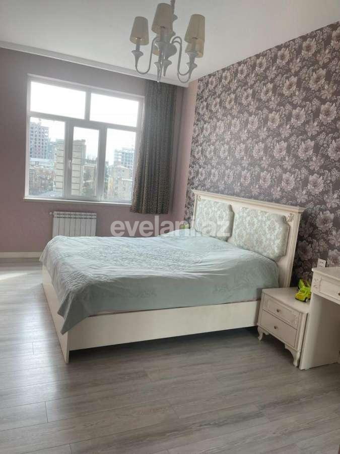 Satılır, yeni tikili, 3 otaqlı, 130 m², Bakı, Nizami r, Qara Qarayev m.