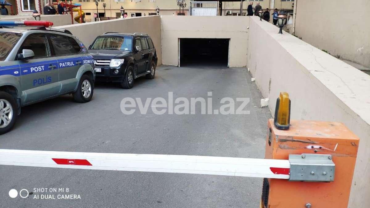 Satılır, yeni tikili, 3 otaqlı, 105 m², İnşaatçılar m.