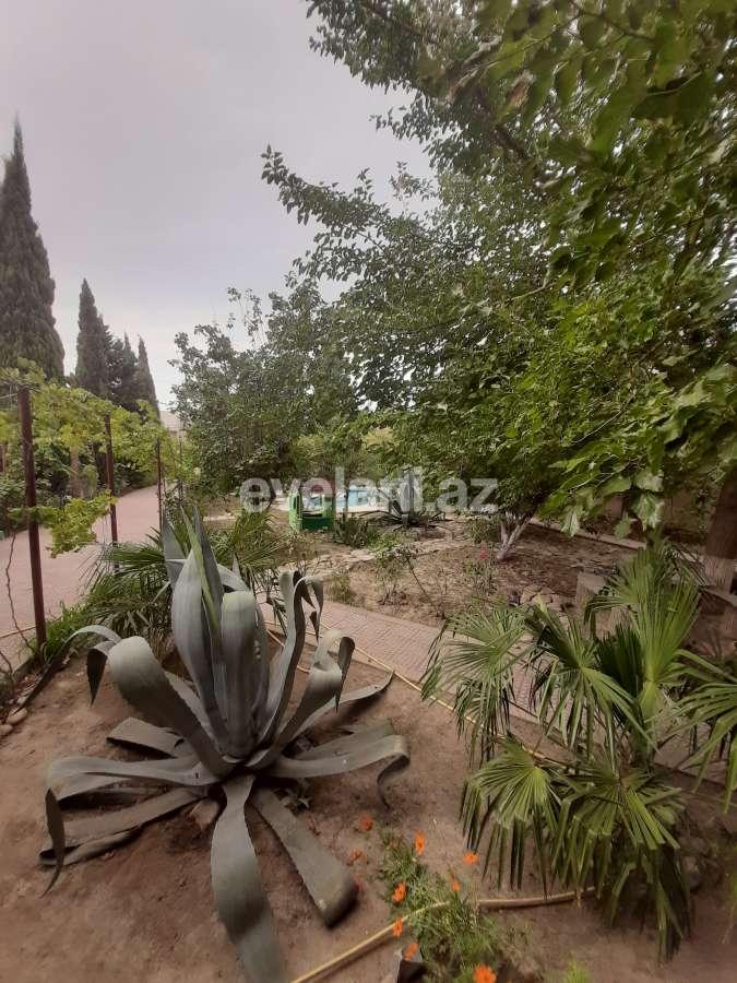 Продаётся, дом / дача, 6-комнаты, 300 m², Горадил p.