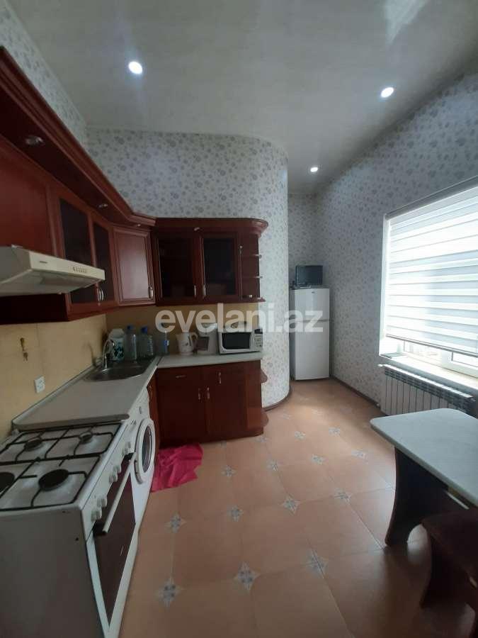 Продаётся, дом / дача, 6-комнаты, 300 m², Горадил p.