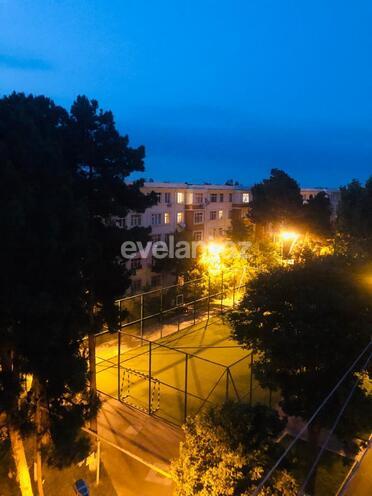 Продаётся, вторичка, 3-комнаты, 70 m², Насими m.