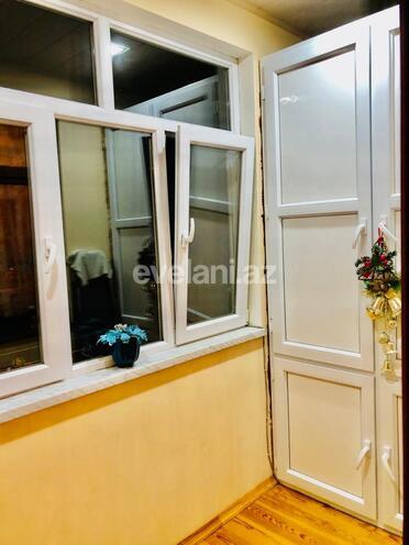 Продаётся, вторичка, 3-комнаты, 70 m², Насими m.