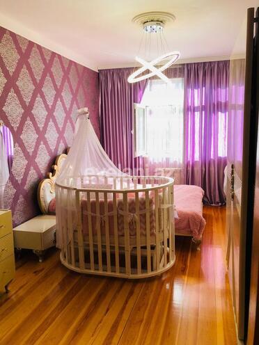 Продаётся, вторичка, 3-комнаты, 70 m², Насими m.