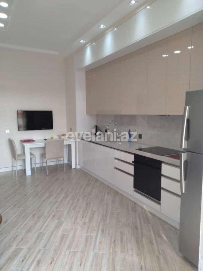 Kirayə verilir, yeni tikili, 2 otaqlı, 95 m², Bakı, Xətai r.