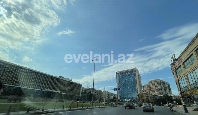 Satılır, yeni tikili, 4 otaqlı, 140 m², Bakı, Nizami r, Nizami m.