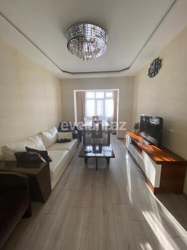 Satılır, köhnə tikili, 5 otaqlı, 110 m², Bakı, Xətai r, Həzi Aslanov m.