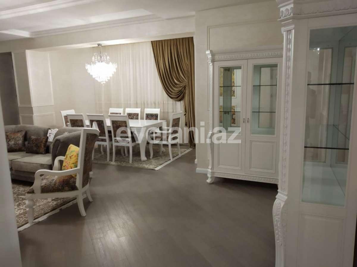 Kirayə verilir, yeni tikili, 3 otaqlı, 150 m², 28 may m.