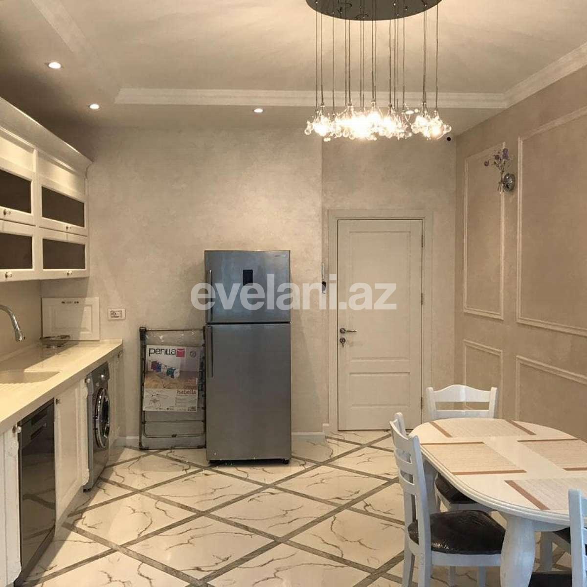 Kirayə verilir, yeni tikili, 3 otaqlı, 150 m², 28 may m.