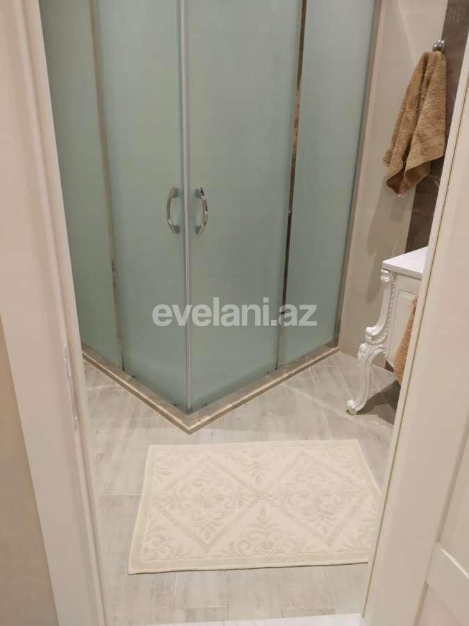 Kirayə verilir, yeni tikili, 3 otaqlı, 150 m², 28 may m.