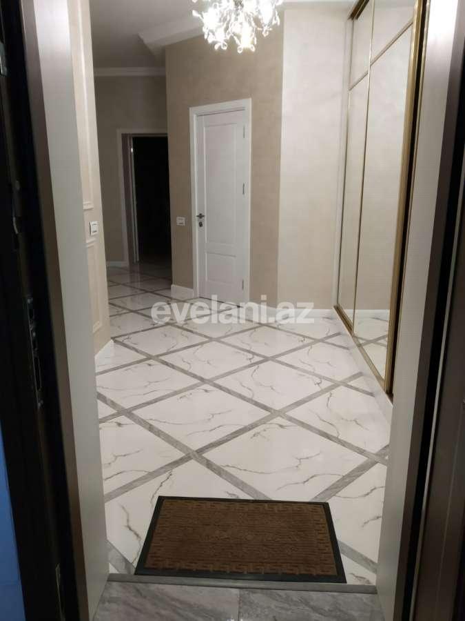Kirayə verilir, yeni tikili, 3 otaqlı, 150 m², 28 may m.