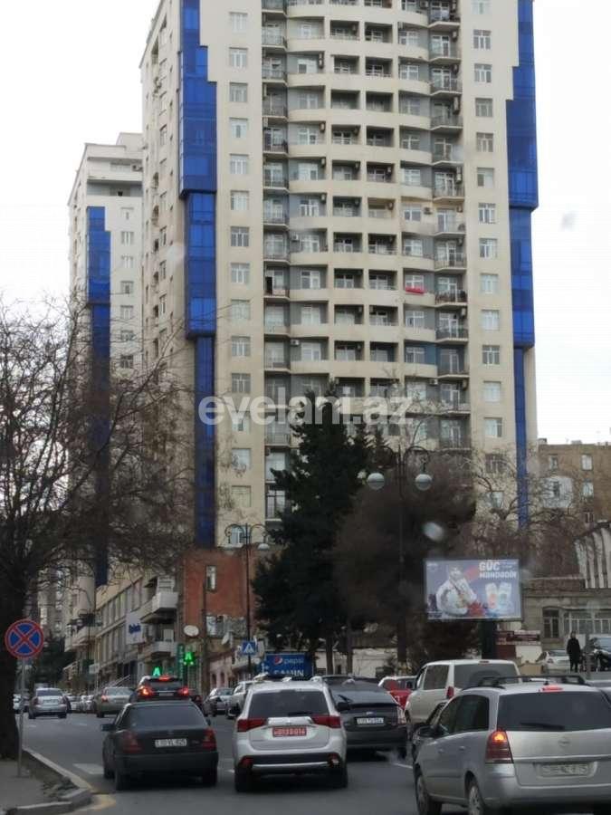 Kirayə verilir, yeni tikili, 3 otaqlı, 150 m², 28 may m.