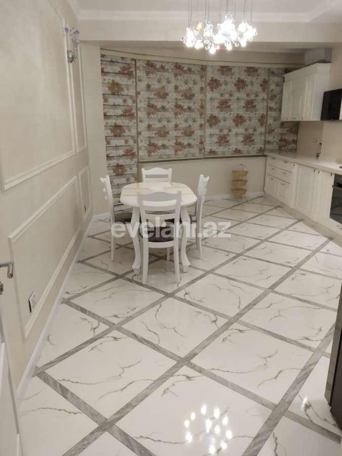 Kirayə verilir, yeni tikili, 3 otaqlı, 150 m², 28 may m.