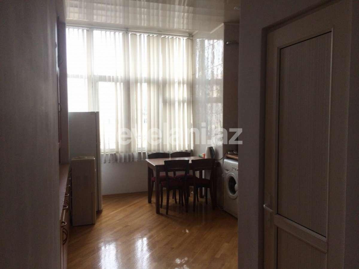 Rent, old building, 3 room, 110 m², Icheri Sheher m.
