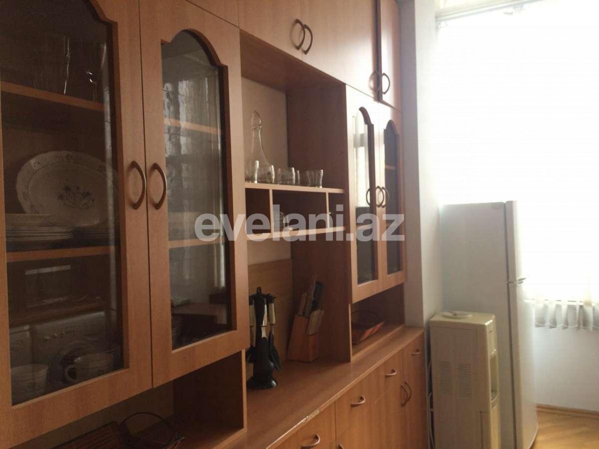 Rent, old building, 3 room, 110 m², Icheri Sheher m.