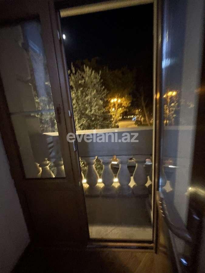 Satılır, köhnə tikili, 3 otaqlı, 90 m², Sahil m.