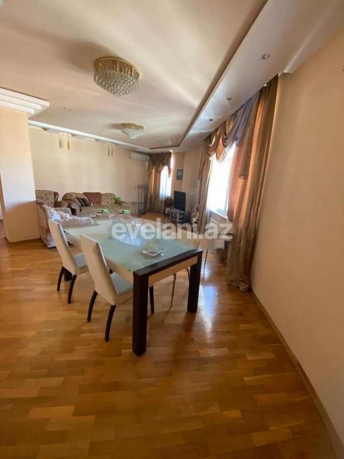 Satılır, yeni tikili, 4 otaqlı, 220 m², 28 may m.