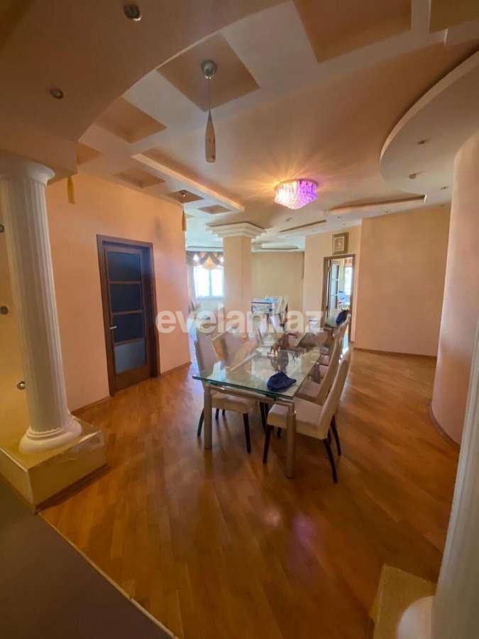 Satılır, yeni tikili, 4 otaqlı, 220 m², 28 may m.