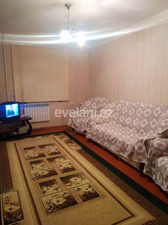 Satılır, köhnə tikili, 3 otaqlı, 80 m², Bakı, Nizami r, Xalqlar Dostluğu m.